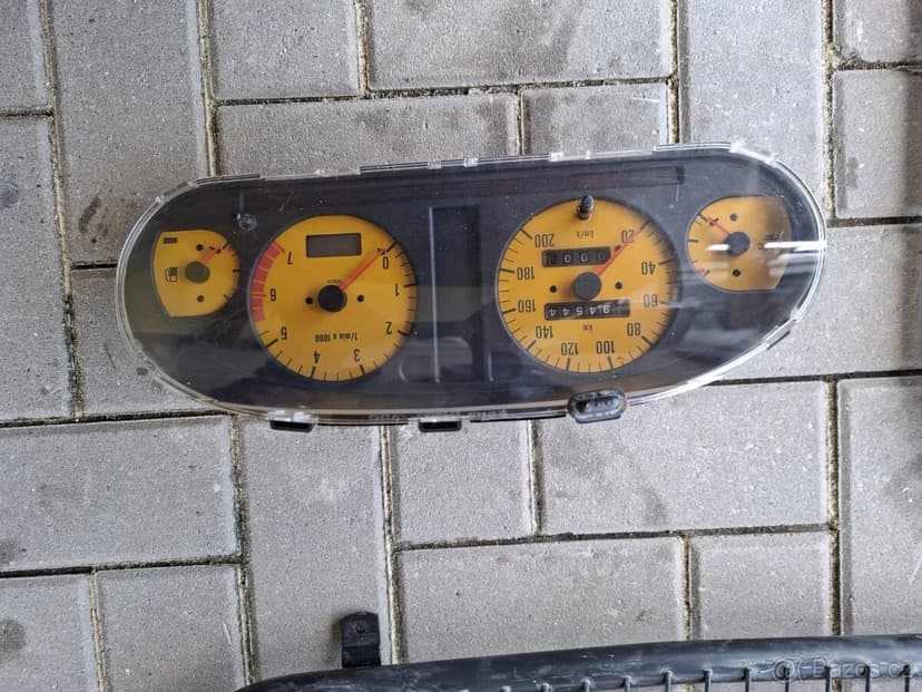 Felicia Pickup díly