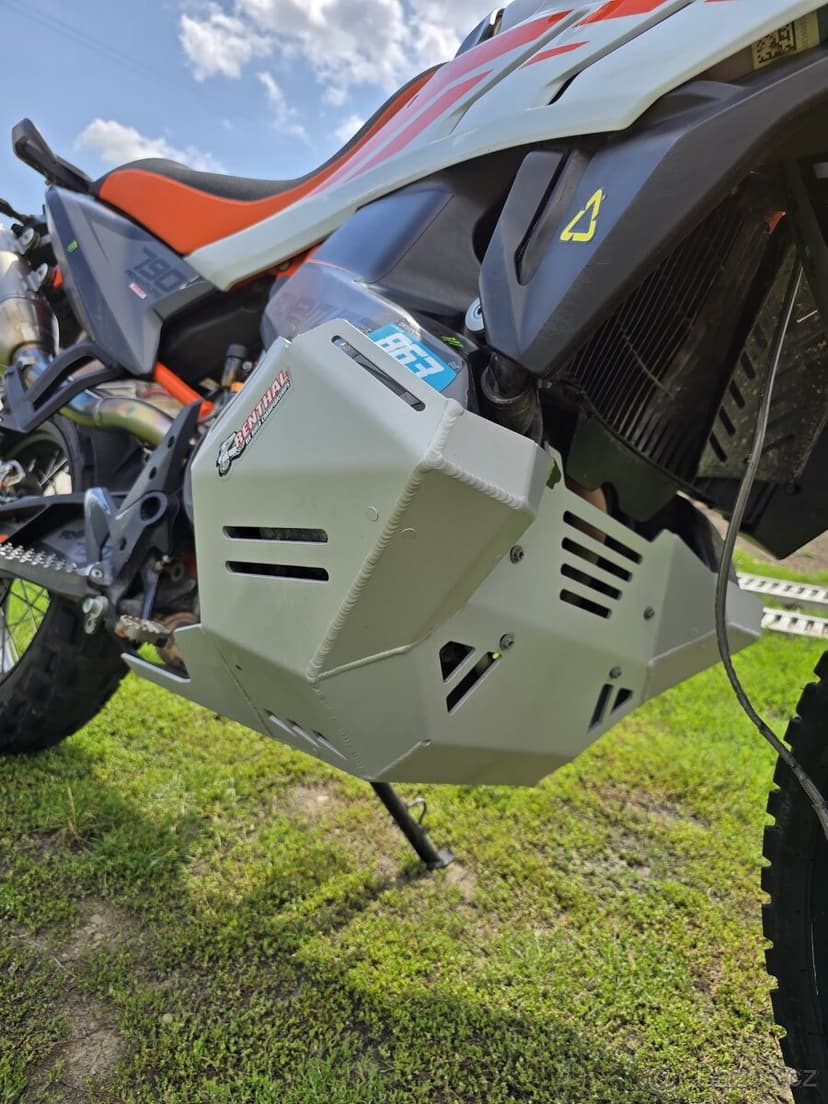 Prodám KTM 790 Adventure R