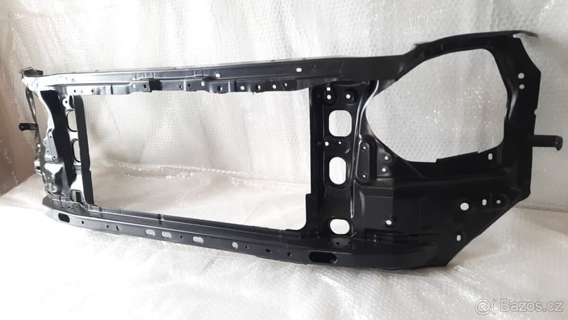 Toyota LC120 – Čelo