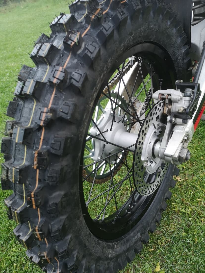 Honda CRF 250R, 2024, kola 21 a 18.