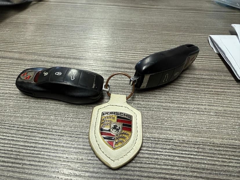 Porsche cayenne diesel 3.0 2013 pojizdne airbagy ok