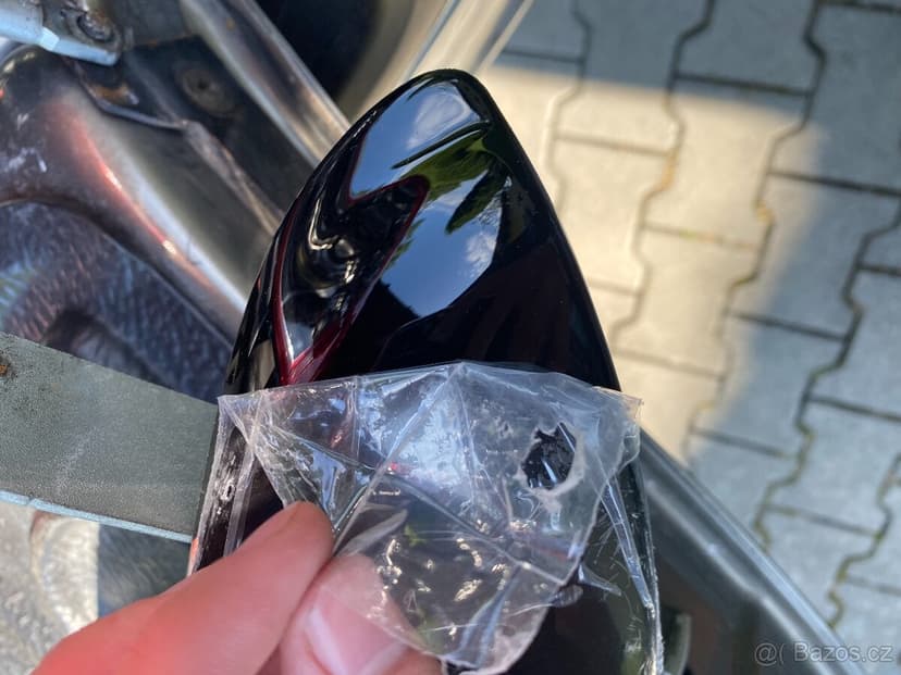 Deflektor kapoty - HILUX 2015-2019