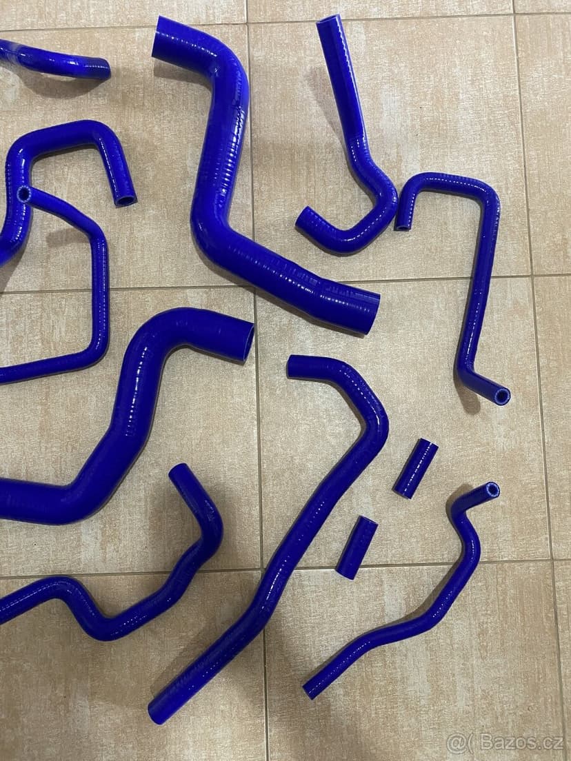 NISSAN PATROL Y61 3.0 - SILIKONOVÉ HADICE VODY + TURBA