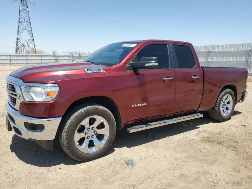 Dodge RAM 1500 Bighorn Lonestar  z roku 2019 (111.507 km)