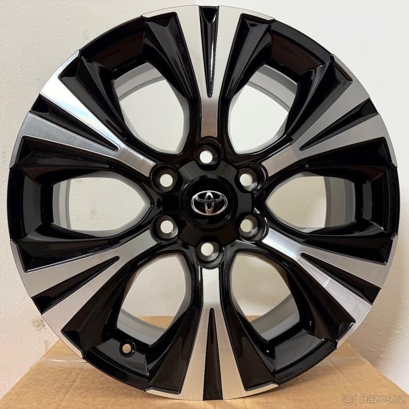 NOVÁ TOYOTA LAND CRUISER 6x139,7 R19 ET25 7,5Jx19