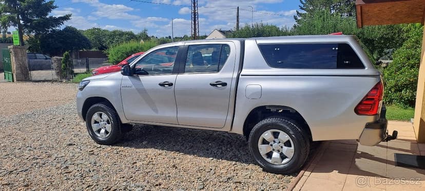 Toyota Hilux 2.4 D-4D 110kW ČR 1.MAJ DPH