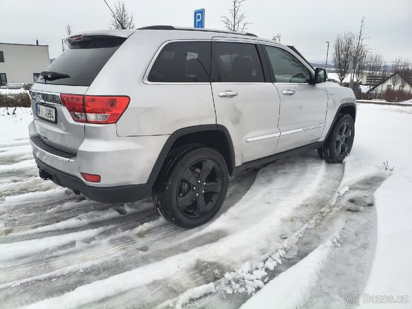 Jeep grand Cherokee WK2 5.7 V8