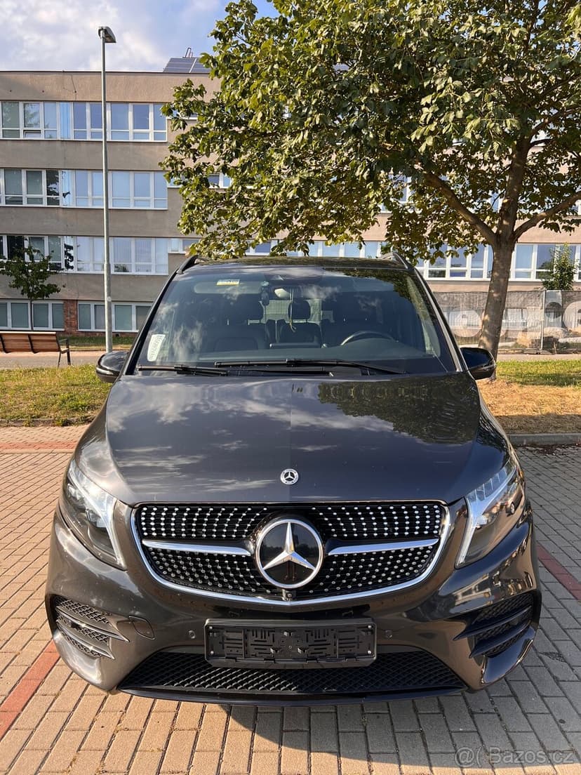 Mercedes V300 exclusive