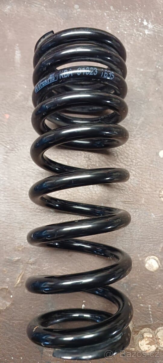 Progresivní pružiny pro přední vidle a pružina zadního tlumi