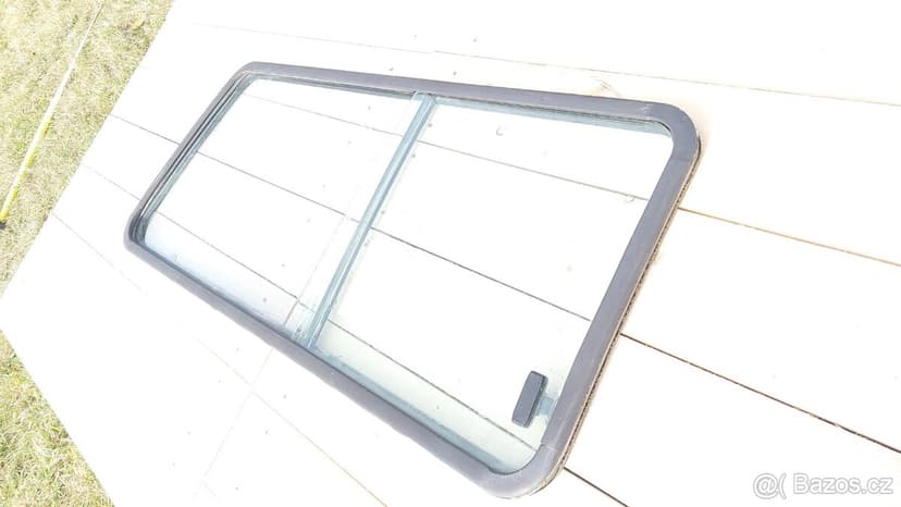 Nissan Patrol Španěl – SKLO PZ 3DV