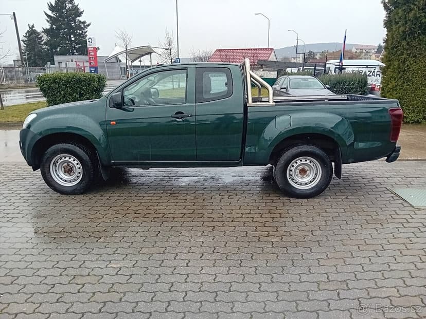 Isuzu D-max Space Cab Custom 4WD