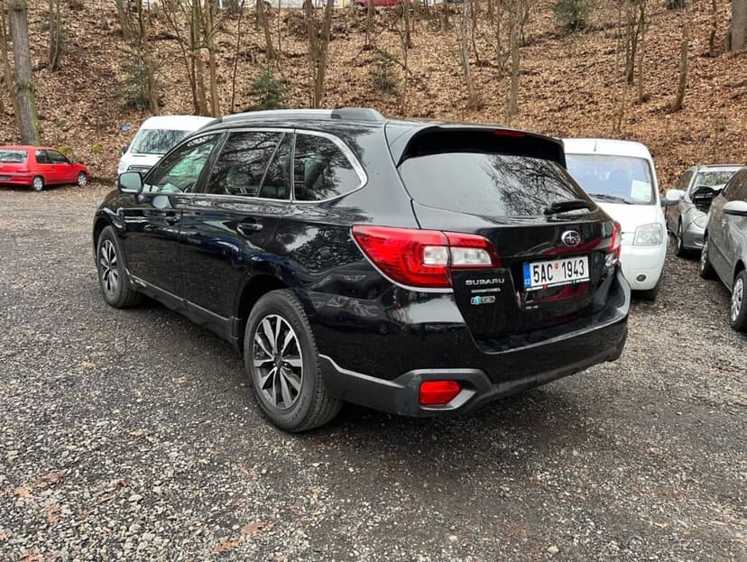 Subaru Outback 2.0 D 110kW 4x4 AT tempomat 153tkm 2015 ČR