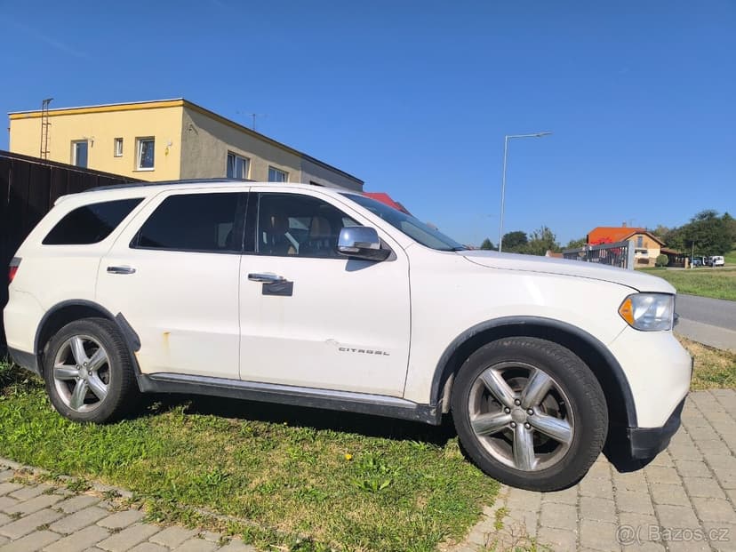 Dodge Durango  3.6   Citadel  Nepojízdné