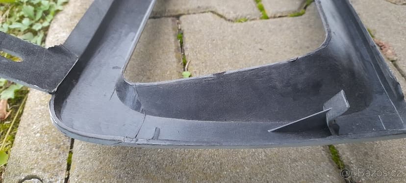 Ford Sierra  - přední maska