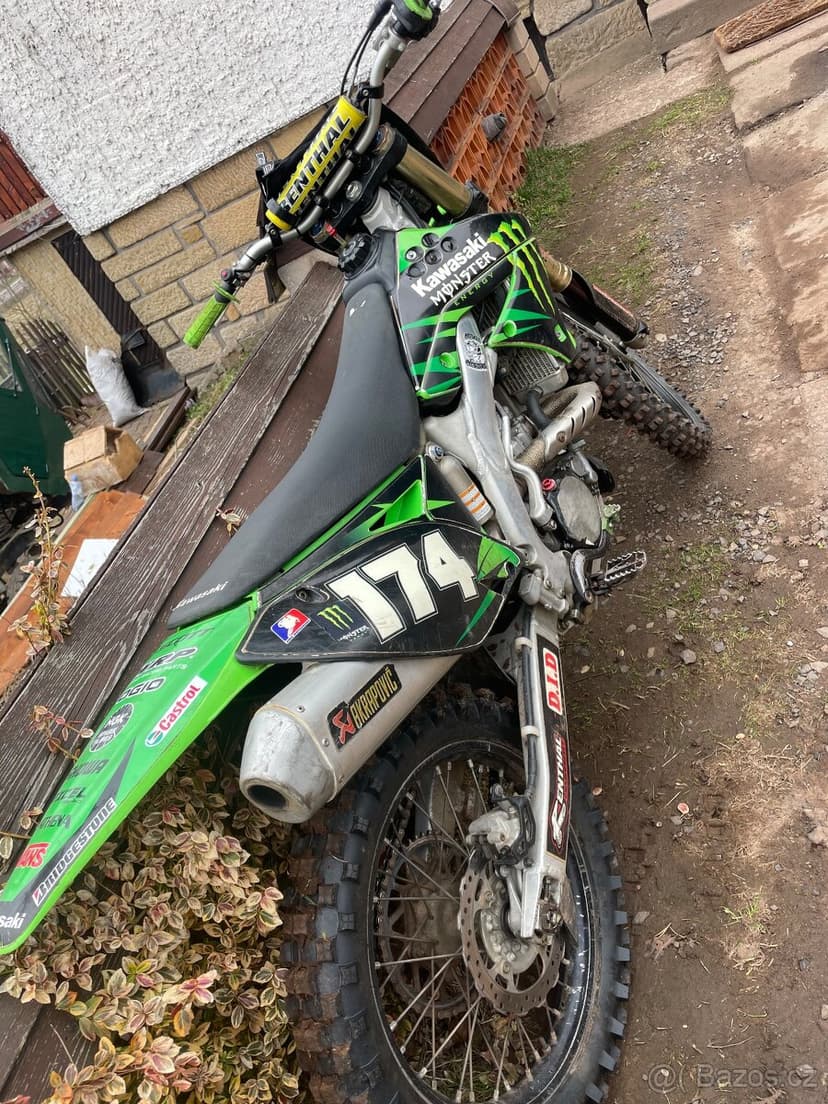 Kawasaki kx250f-2012 (přímé vstřikování )