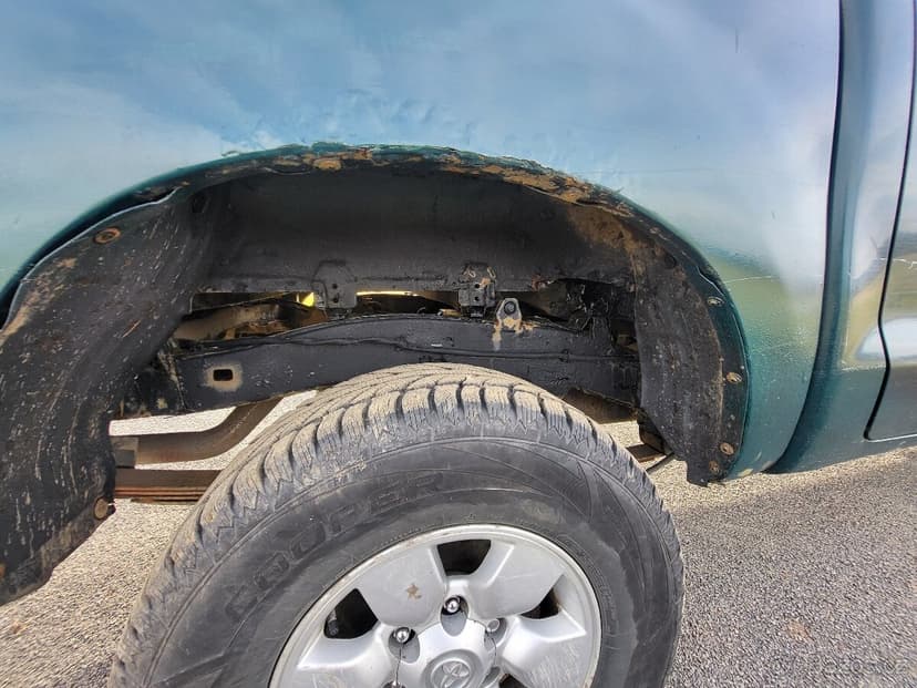 Prodám Toyotu hilux 2.5 d4d 88kw 2008