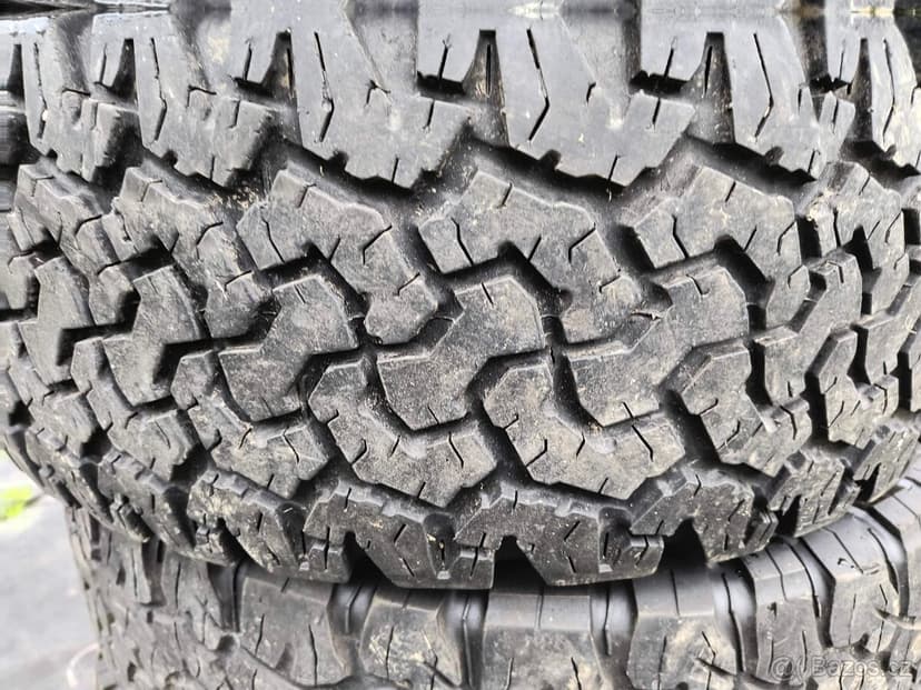 5ks PNEU BFGOODRICH ALL-TERRAIN T/A KO2 265/70 R17