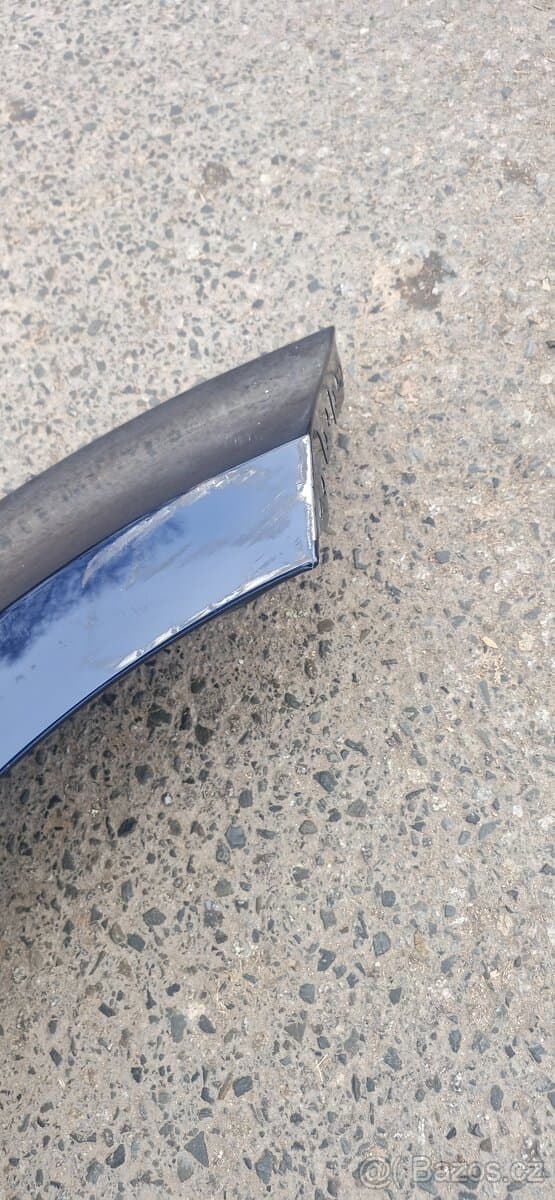 Pravy predni blatnik range rover evoque L551