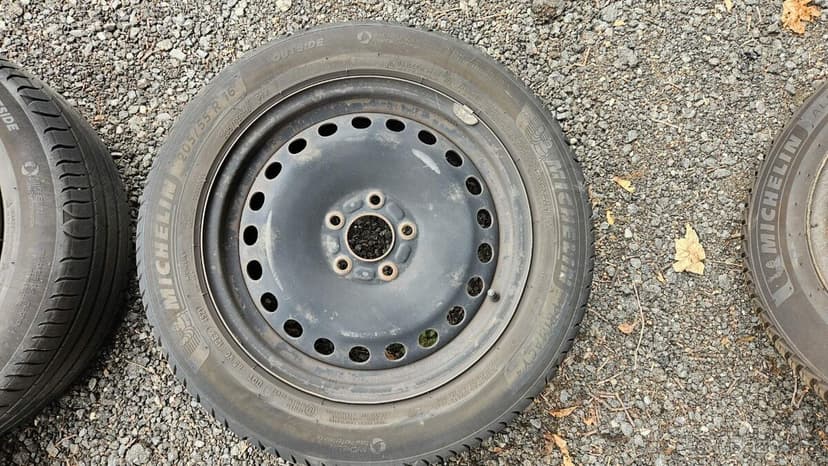 136. sada letní kola 205/55 r16 5x108 Ford