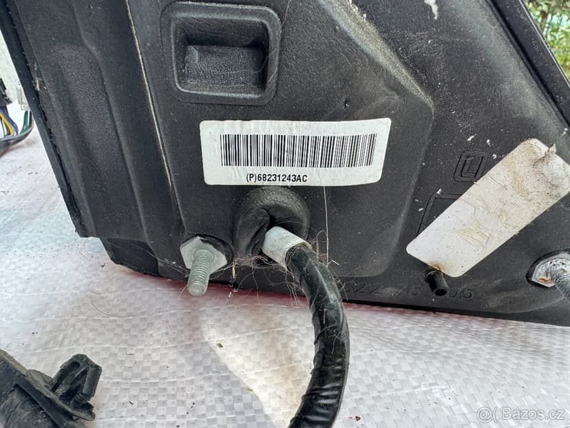 DODGE RAM 1500 2500 3500 2013-2019 levé zrcátko el