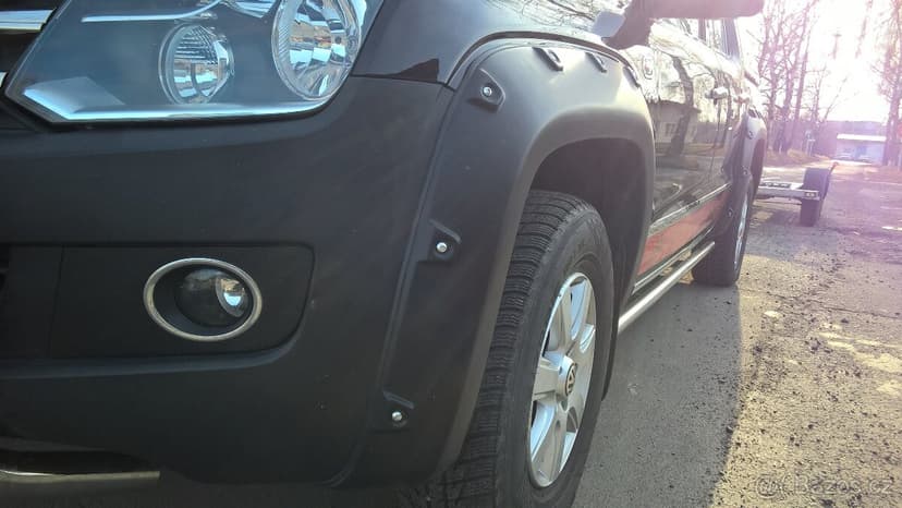 Lemy na blatníky Volkswagen Amarok - nové, top kvalita