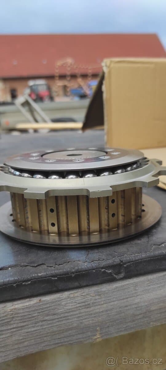 Automatická spojka Rekluse