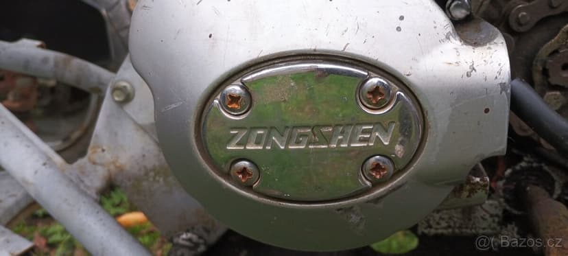 Čtyřkolka bez tp nepojizdna