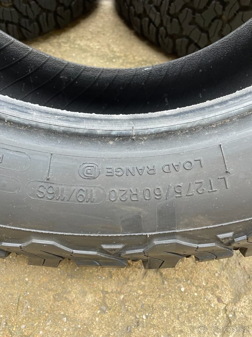Nové pneu BFGoodrich  A/T 275/60 R20