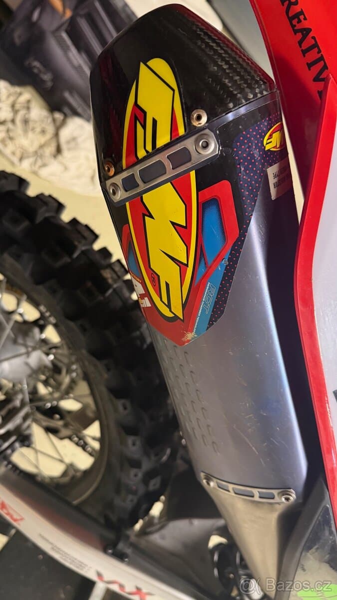 Honda CRF 450\r 2025