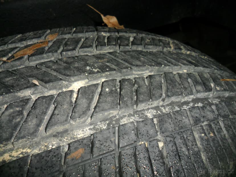 Prodam Navaru 2011 - vada motoru