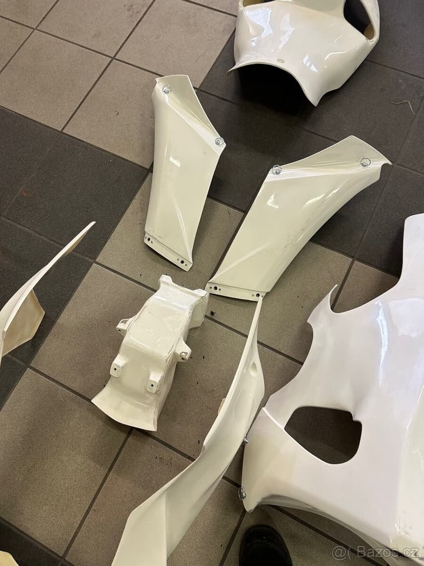 Yamaha YZF-R1 2020-2024 závodní kapoty nové