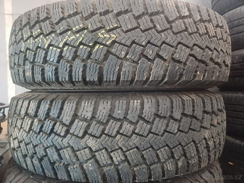 Zimní pneu, Nokian Hakkapelita, 235/85 R16