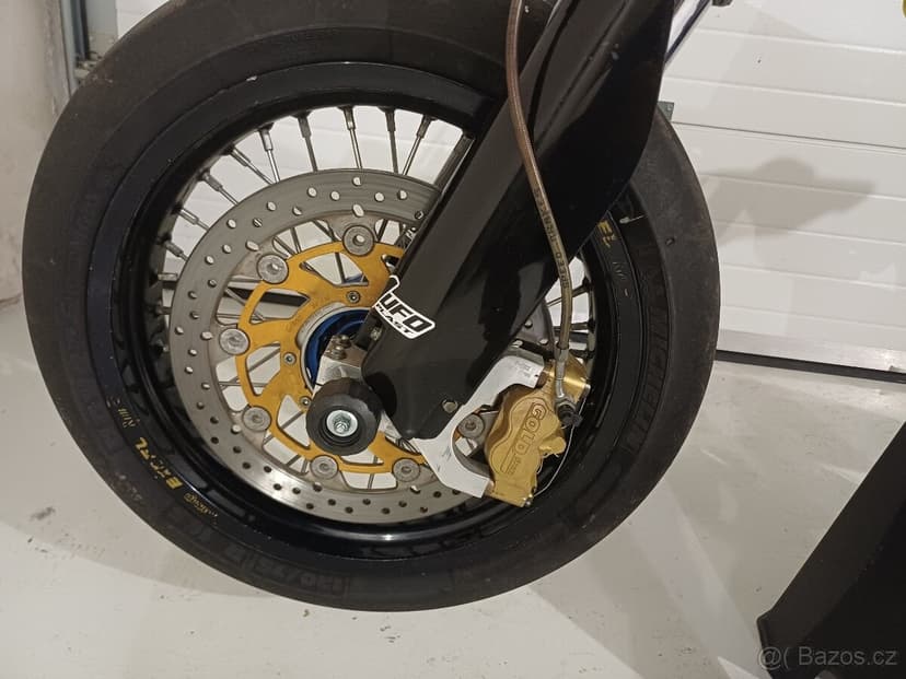 Suzuki RMZ 450 Supermoto