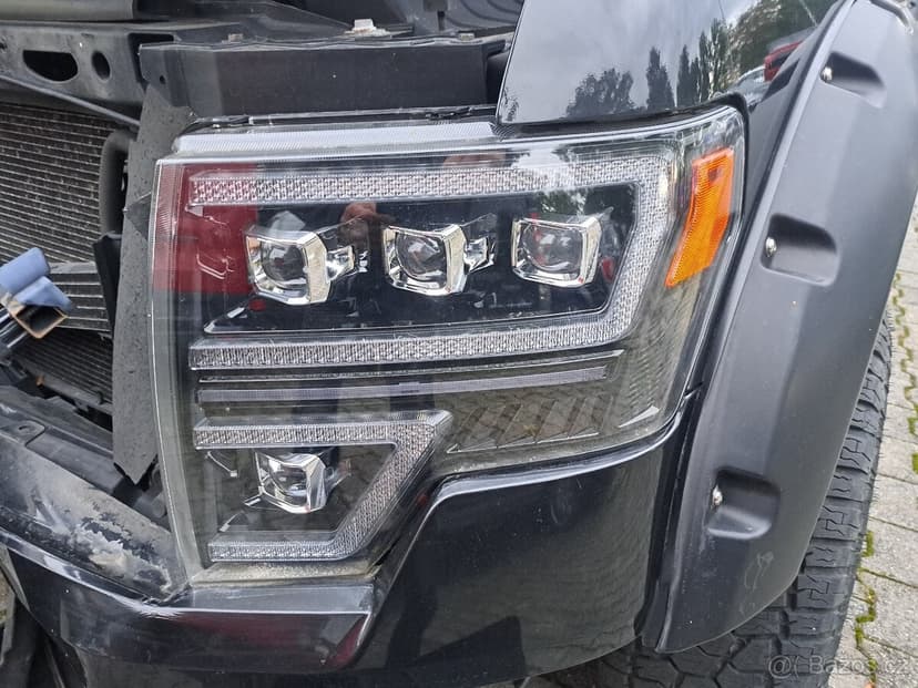 Ford F 150 5.4 l, 210. t km. Super doplňky