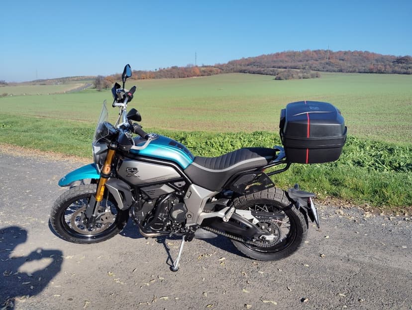 Cf moto 700clx adventure