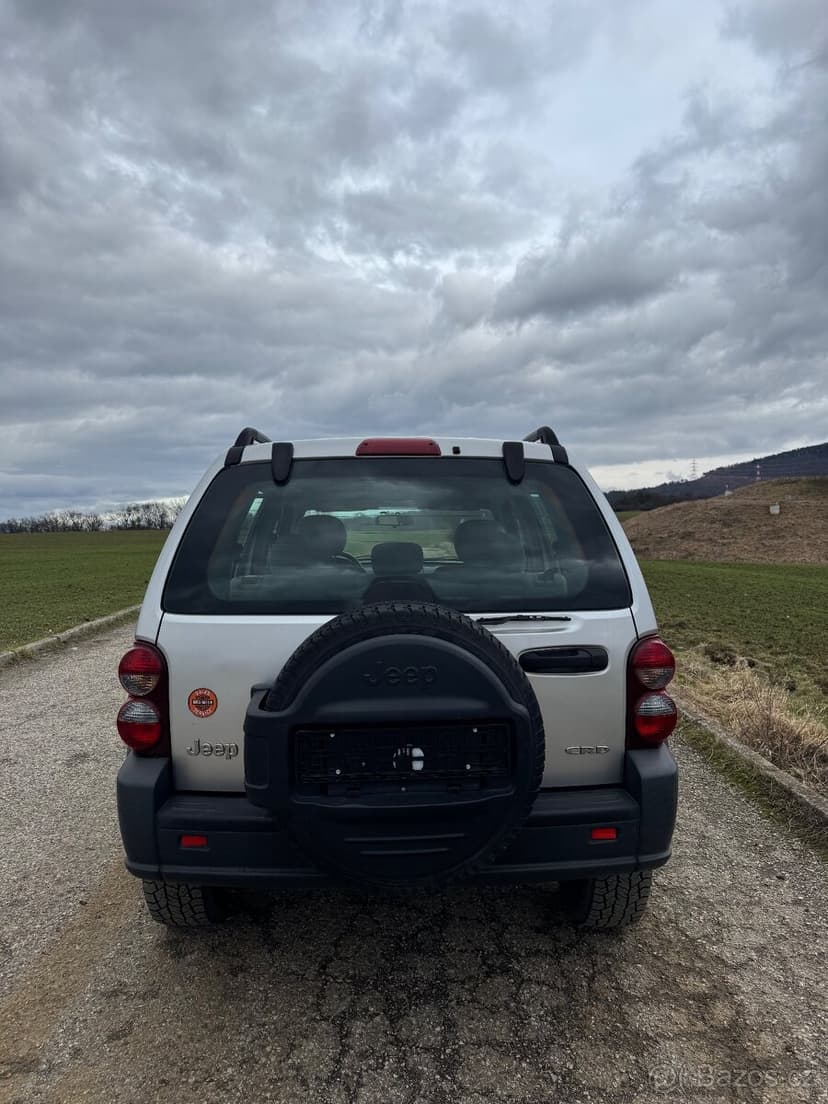 Jeep cherokee 2.8crd 120kw Manual