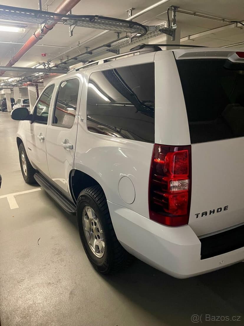 Chevrolet Tahoe  5.3 V8  R.V 2012