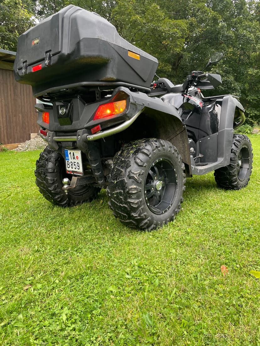 Cf moto Hladiator x8
