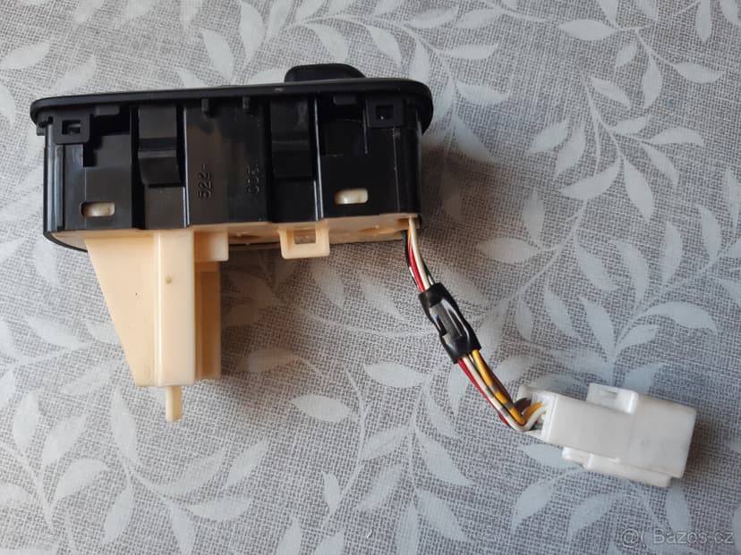 Ovladač hydraulického podvozku (AHC) Toyota/Lexus