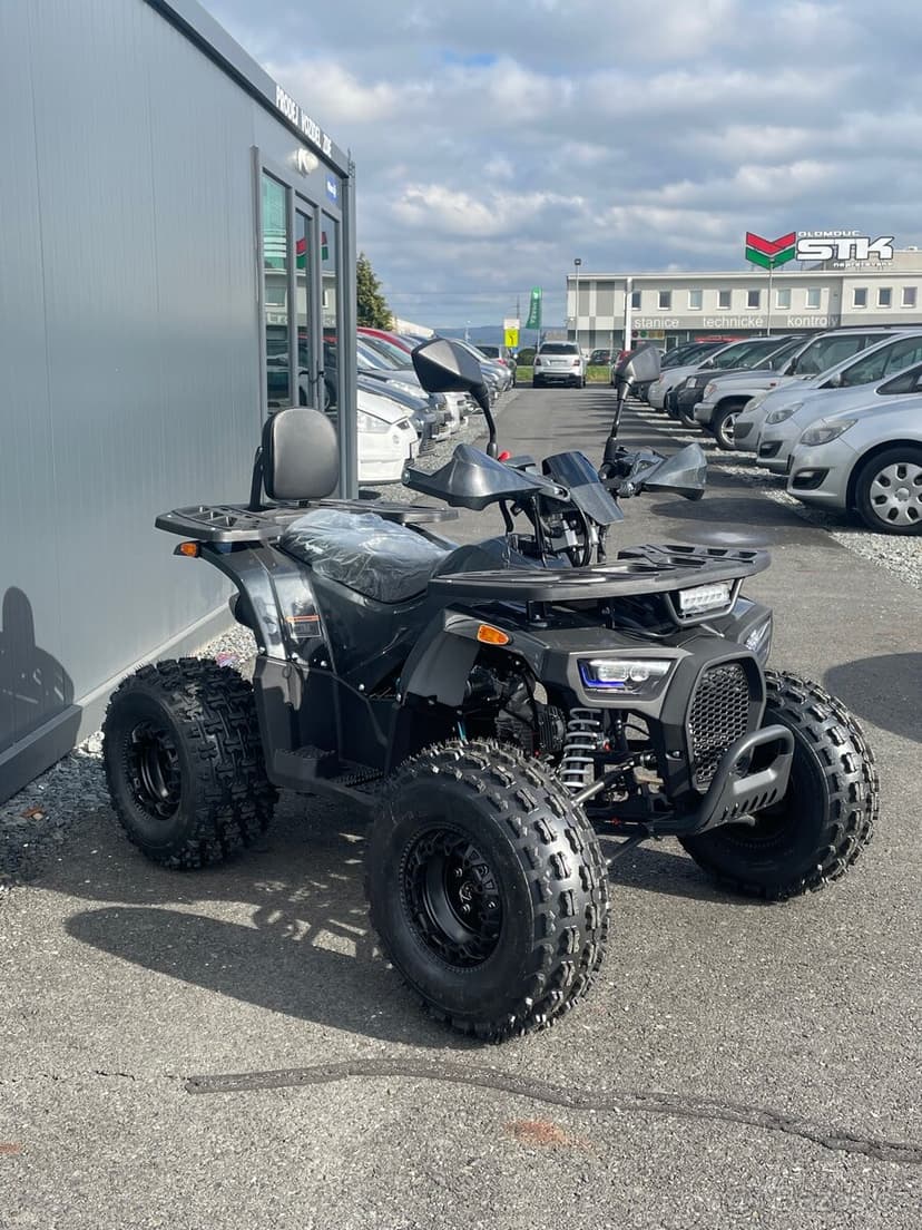 Dětská čtyřkolka Piranha Veyron 125cc Carbon model 2026