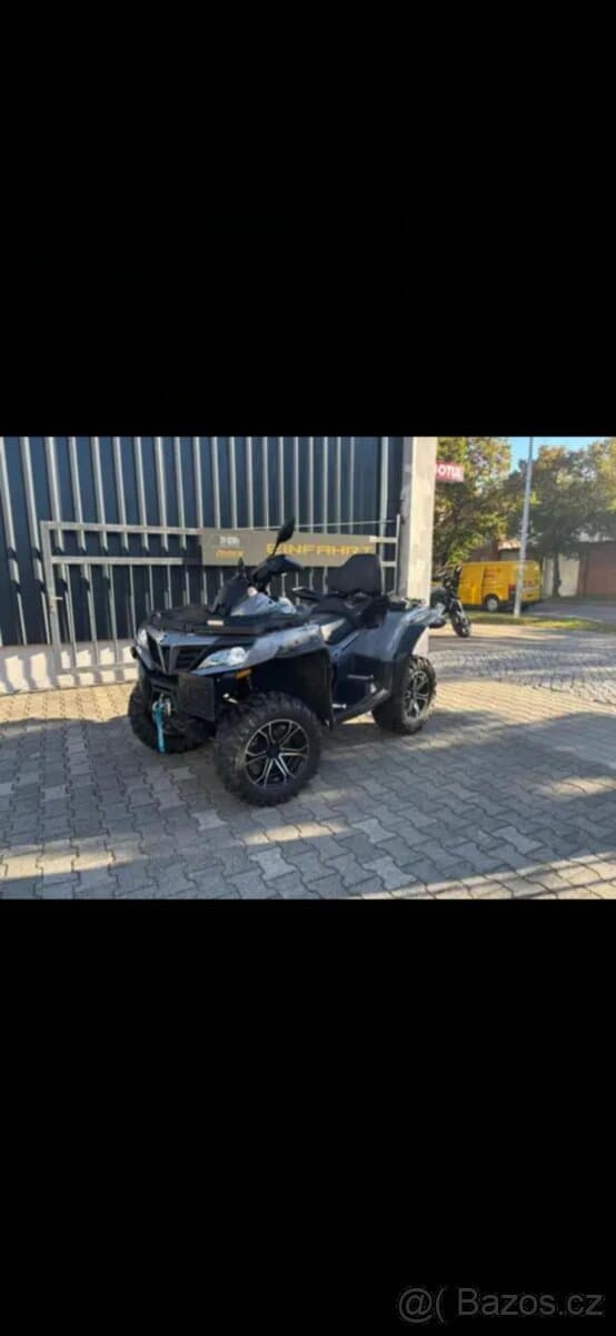 CFMOTO CForce 850 DLX
