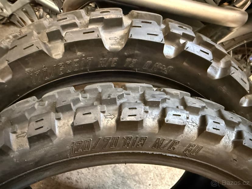 Prodám starší pneu motoz tractionator adventure