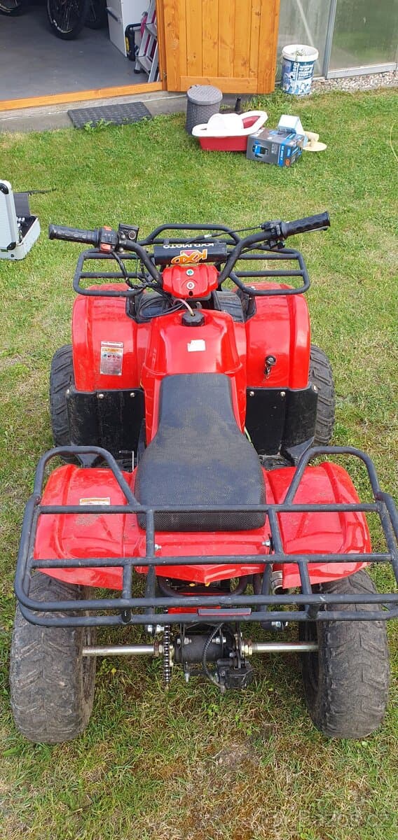 Dětskou čtyřkolku