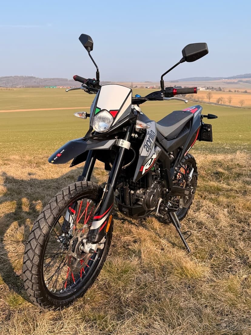 Aprilia RX 125 (2021) – 1. majitel, servisovaná, 7 361 km