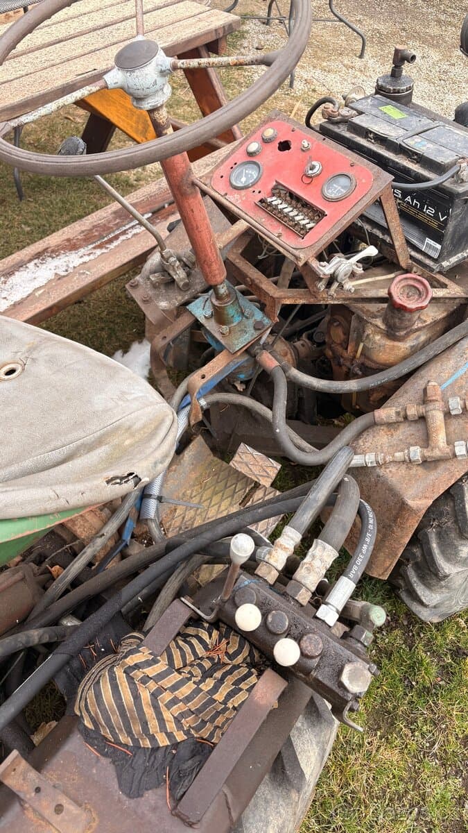 Prodam malotraktor 4x4 domaci vyroby