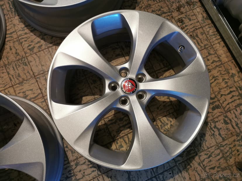 NOVÉ - Jaguar E-Pace - originál 20" alu disky