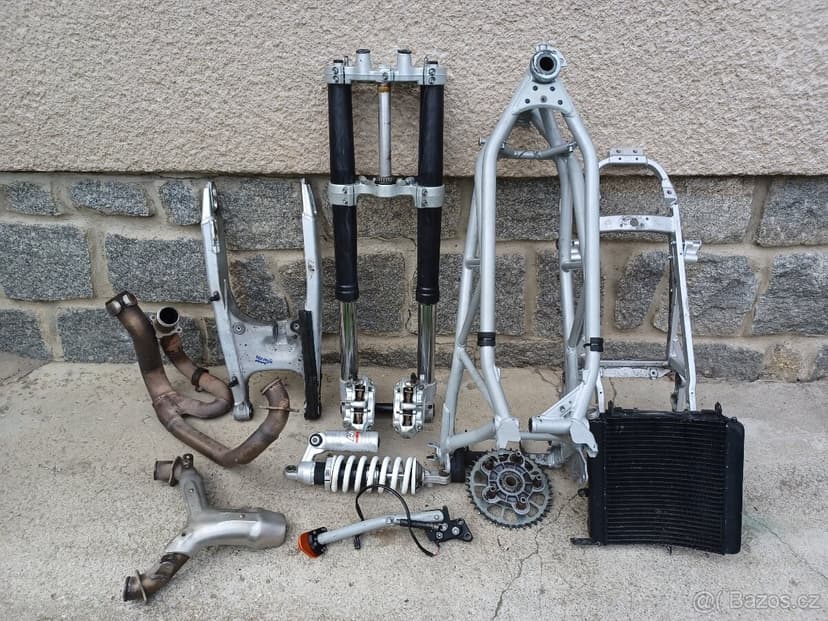 KTM LC8 950 - 990 SM SUPERMOTO - NÁHRADNÍ DÍLY