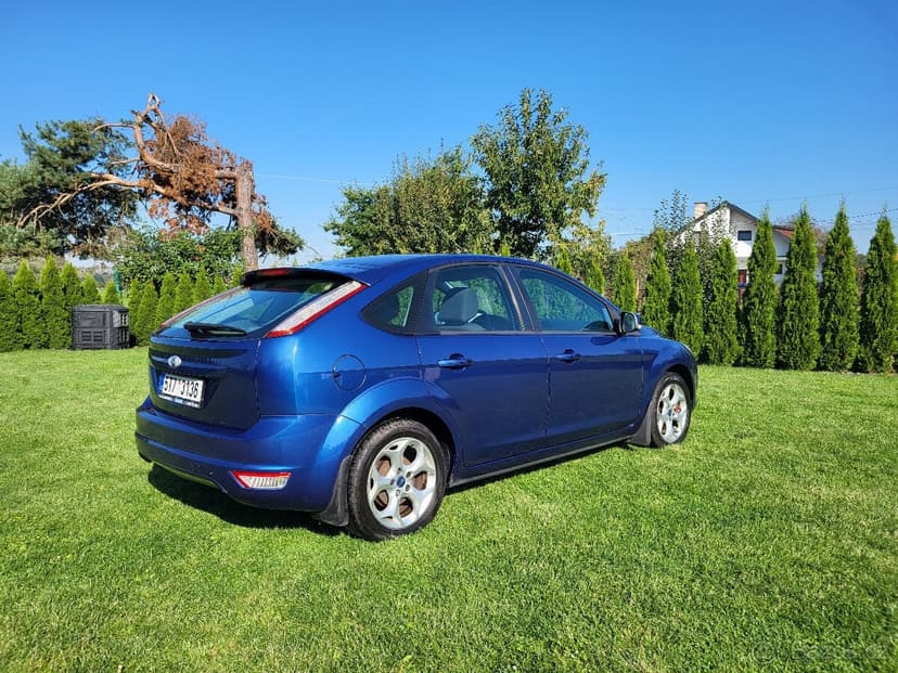 Ford Focus II benzin 1.6i 16v 132tkm