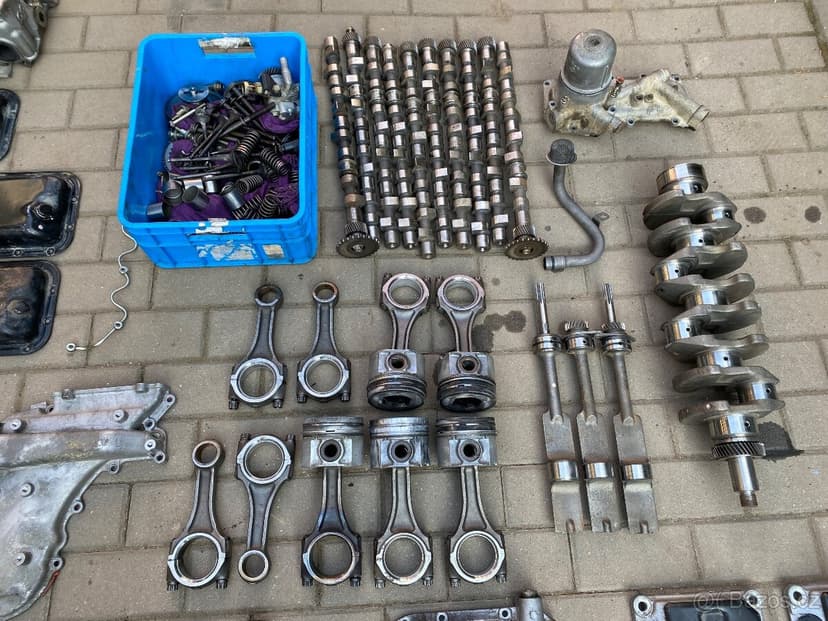 Nissan Patrol Y61 3.0Di Blok motoru s písty, klika, díly