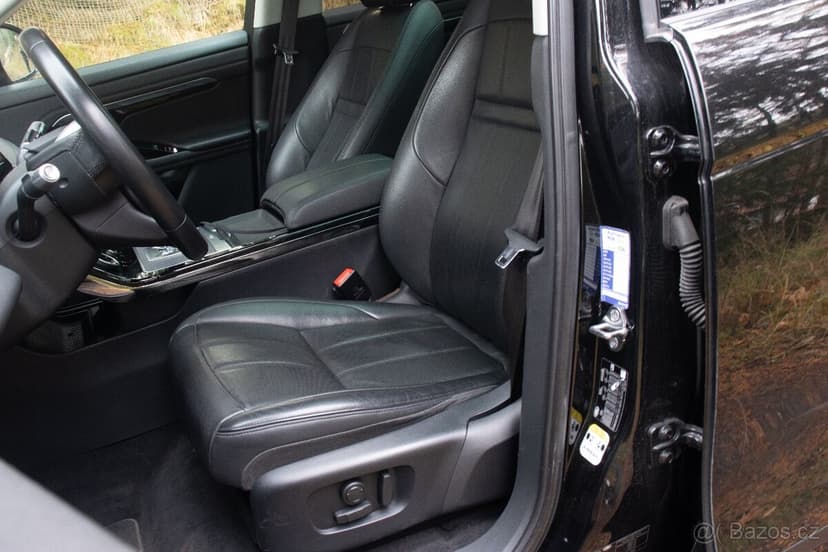 Land Rover Range Rover Evoque 2019 R- Dynamic pouze 36.000km